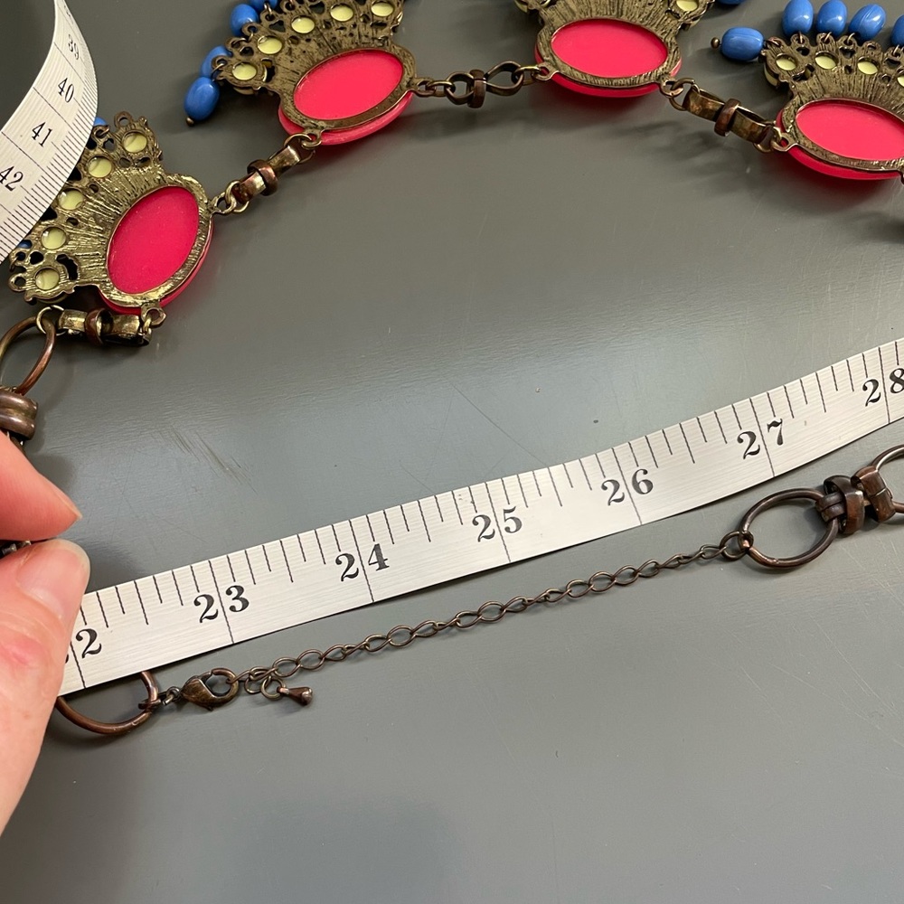 Pink and blue statement necklace - Picture 6 of 6